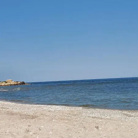 ゲストハウス La Olteanu バドゥ